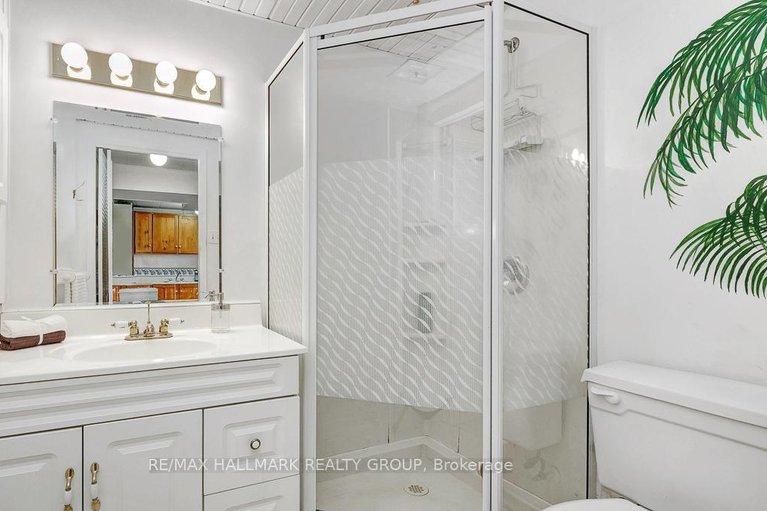 29514982/2185-bickerton-avenue/beacon-hill-north/ottawa/ontario/K1J6Y2_33