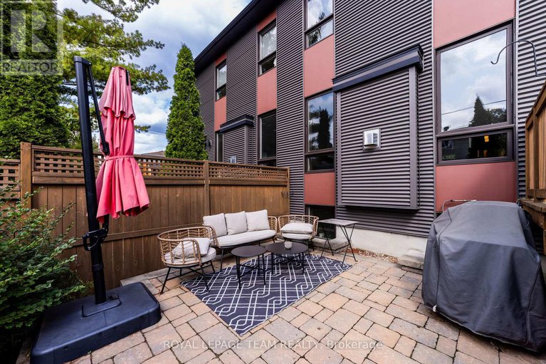 28836024/204-ancaster-avenue/woodroffe/ottawa/ontario/K2B5B3_41
