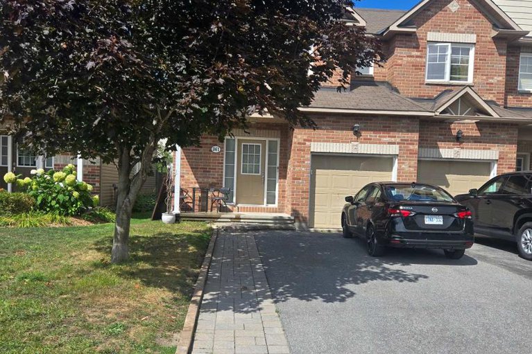 361 Celtic Ridge Crescent