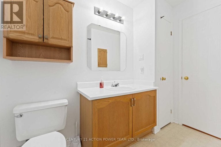 28258821/1887-hialeah-drive/fallingbrookgardenway-south/ottawa/ontario/K4A3T3_35