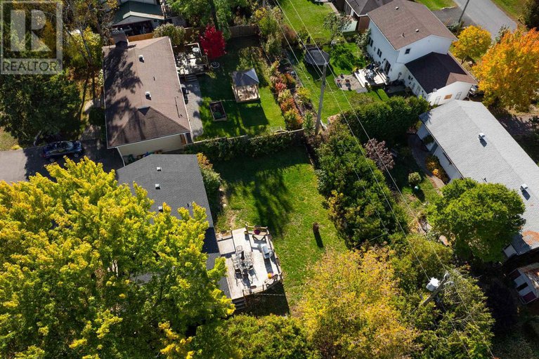 29001391/5298-hillcrest-drive/manotick-long-island-nicholls-island/ottawa/ontario/K4M1E6_32