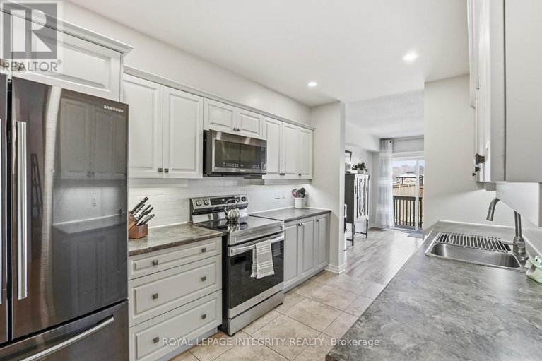 29590483/1036-marconi-avenue/morgans-grantsouth-march/ottawa/ontario/K2W0C8_6