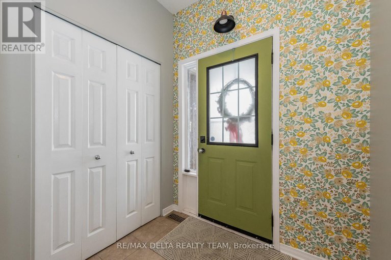 29328133/152-ludlowe-street/fallingbrookgardenway-south/ottawa/ontario/K4A5C7_4