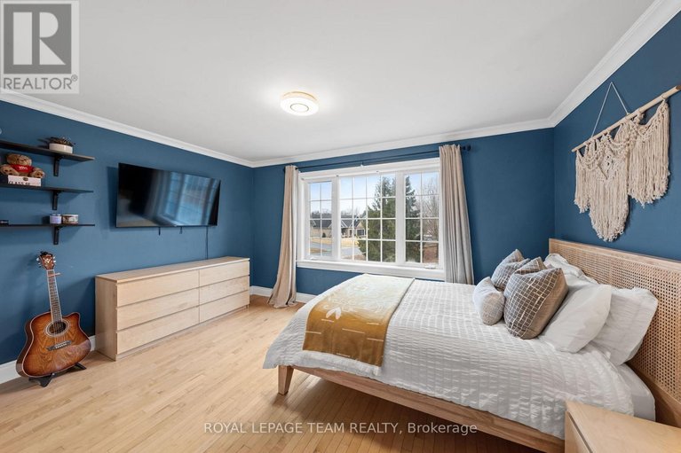 29572534/5440-wadell-court/manotick-village-manotick-estates/ottawa/ontario/K4M1L3_31