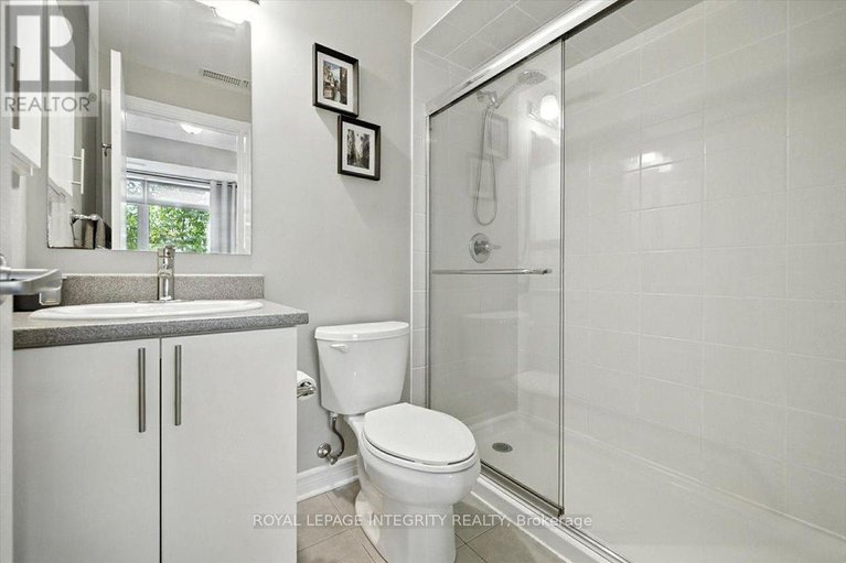 29371709/202-755-beauparc-private/cyrville/ottawa/ontario/K1J0A2_20