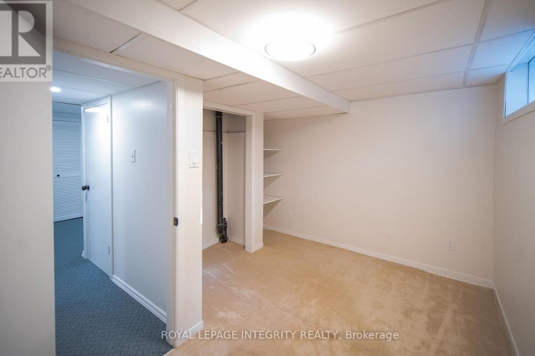 28851706/17-mcclure-crescent/katimavik/ottawa/ontario/K2L2H1_30