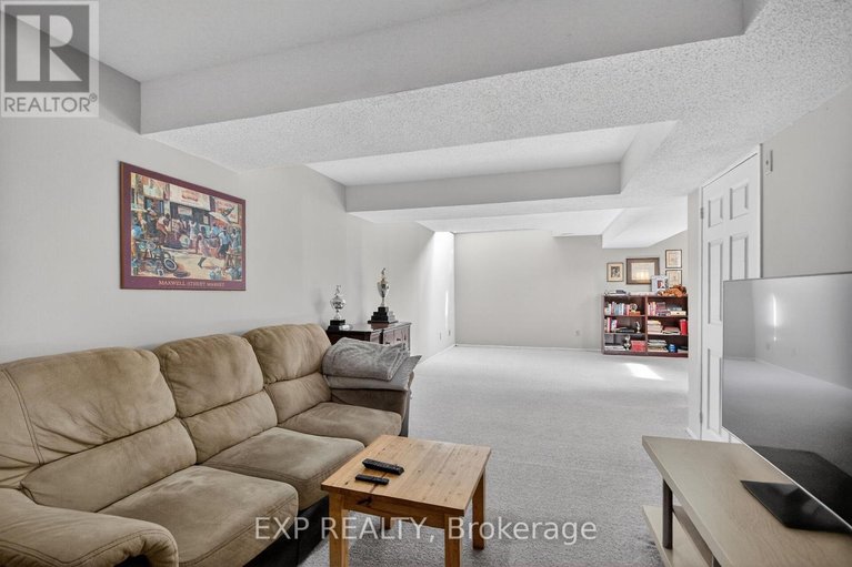 29536083/43-hummingbird-crescent/cedargrovefraserdale/ottawa/ontario/K2J3A5_32