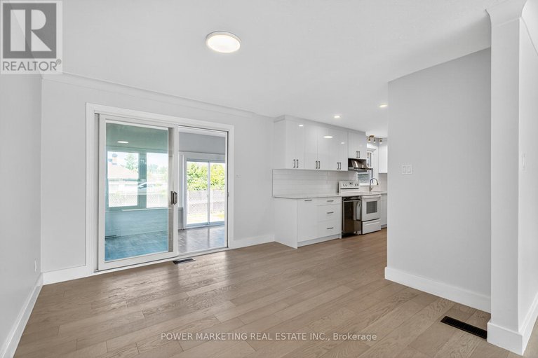 28666860/9-epworth-avenue/meadowlandsst-claire-gardens/ottawa/ontario/K2G2L4_15