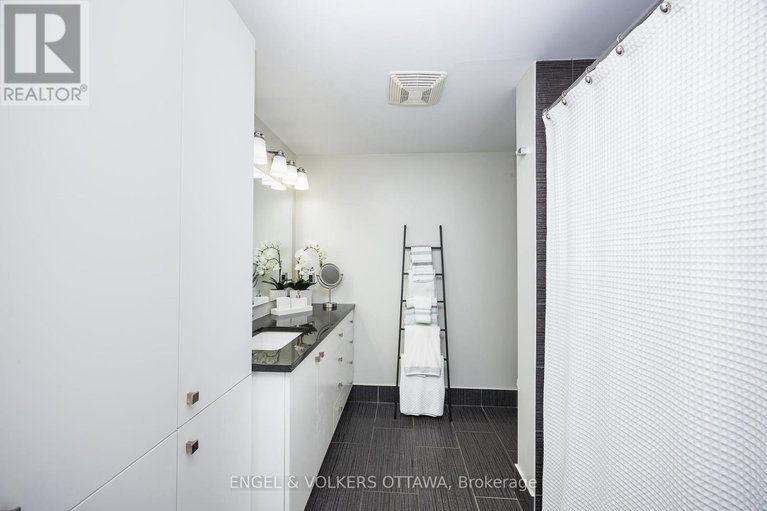 28625165/319-808-bronson-avenue/dows-lake/ottawa/ontario/K1S5A4_22