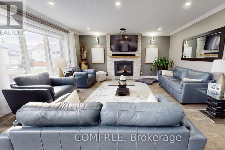 29132949/70-wilderness-way/stittsville-north/ottawa/ontario/K2S2E3_5