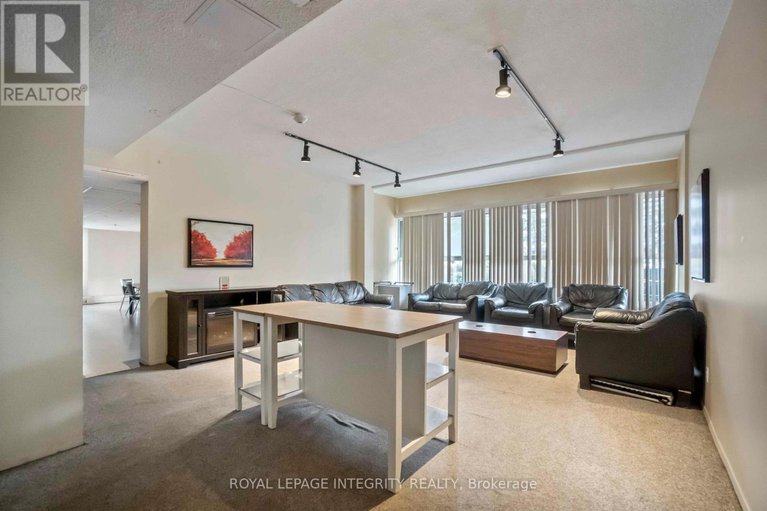 28856484/1003-1785-frobisher-lane/riverview-park/ottawa/ontario/K1G3T7_15
