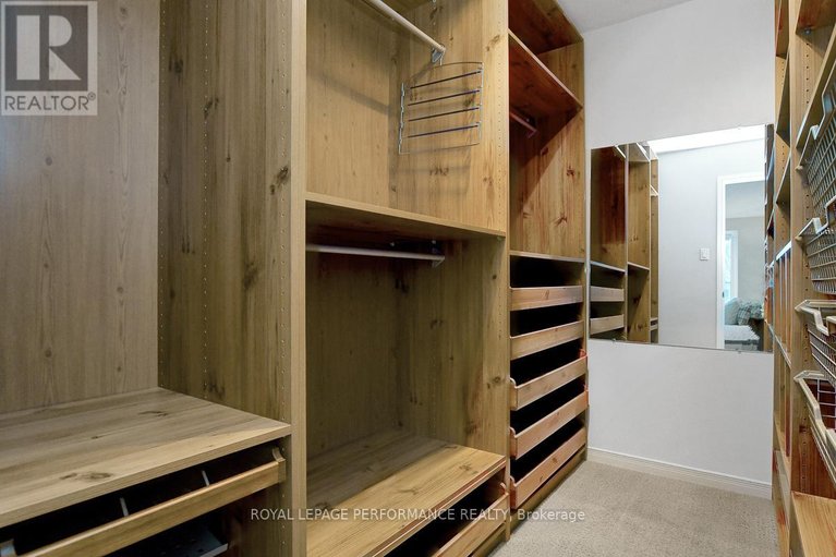 29463580/19-columbus-avenue/overbrook/ottawa/ontario/K1K1R2_35