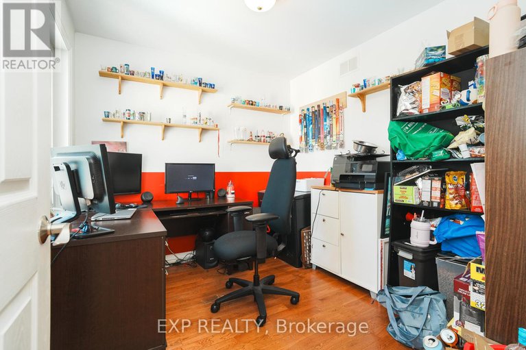 28800612/36-keewatin-crescent/borden-farmstewart-farmcarleton-heightsparkwood-hills/ottawa/ontario/K2E6Z1_19
