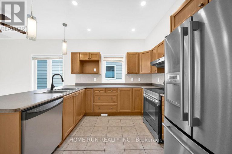 29424088/265-colbert-crescent/ridgemont/ottawa/ontario/K1V2C7_18