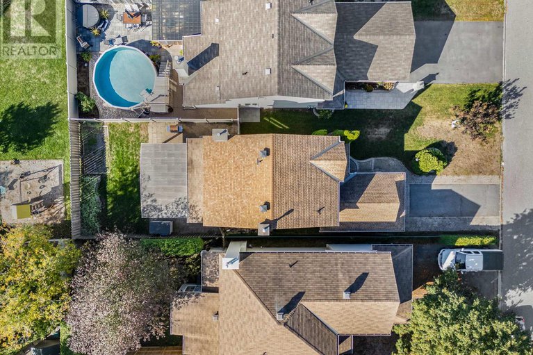 29095359/18-longshire-circle/longfields/ottawa/ontario/K2J4K7_36