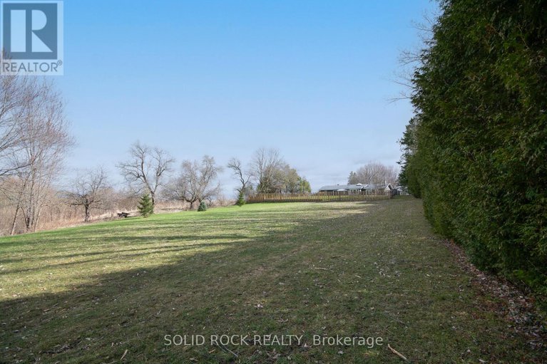 28251367/724-river-road/riverside-southgloucester-glen/ottawa/ontario/K4M1B2_31