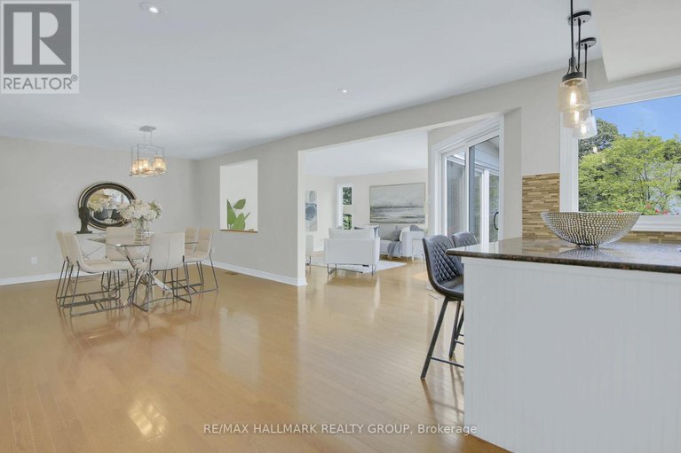 28723074/51-charkay-street/borden-farmstewart-farmcarleton-heightsparkwood-hills/ottawa/ontario/K2E5N5_17