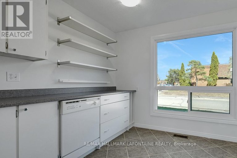 29638874/46-890-cahill-drive-w/hunt-club/ottawa/ontario/K1V9A4_14