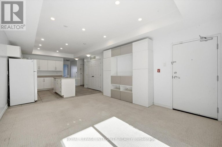 29425303/c-849-blackcomb-private/elmvale-acres/ottawa/ontario/K1G4E4_12