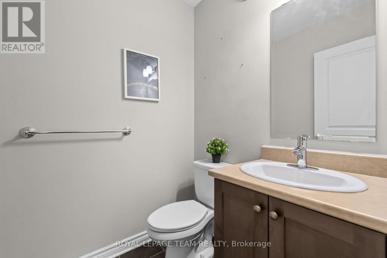 29563472/92-stockholm-private/riverside-southgloucester-glen/ottawa/ontario/K4M0G9_20