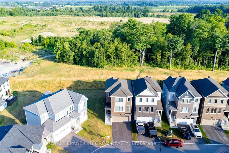 28884923/432-appalachian-circle/half-moon-bay/ottawa/ontario/K2J6X4_7