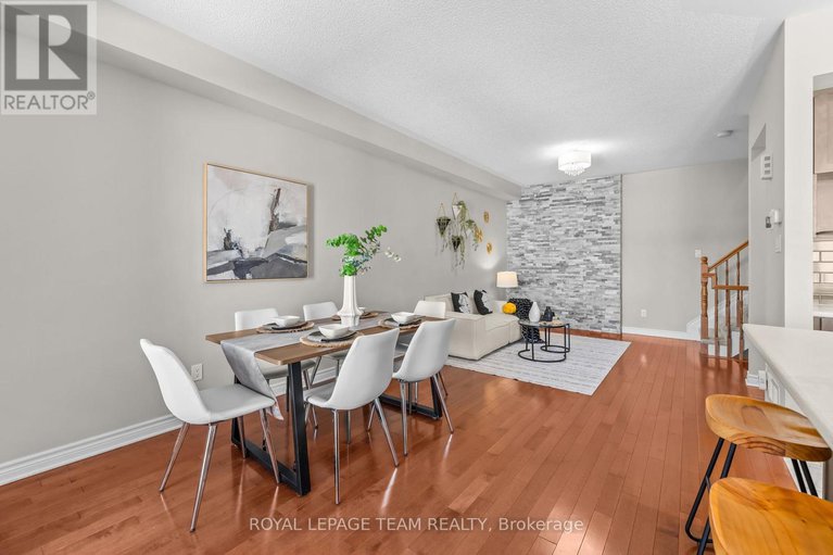 29413169/92-stockholm-private/riverside-southgloucester-glen/ottawa/ontario/K4M0G9_6