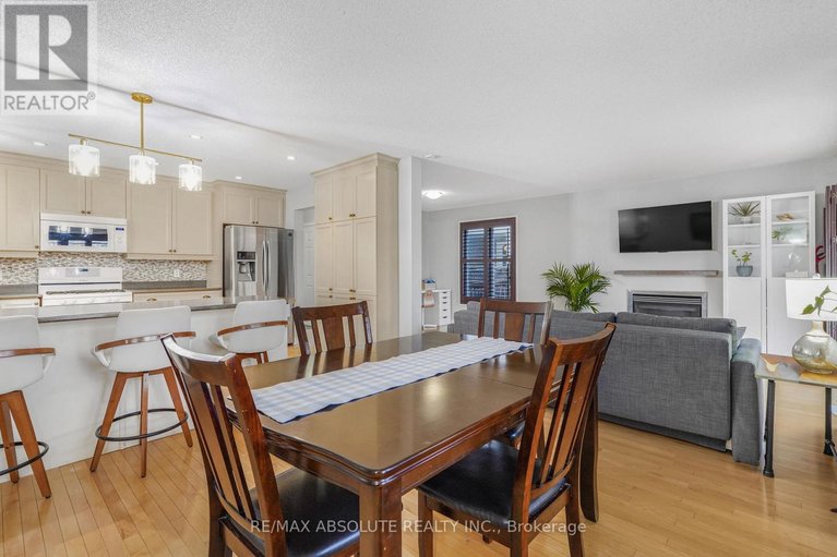 29664919/229-mica-crescent/town-of-rockland/clarence-rockland/ontario/K4K0E3_9