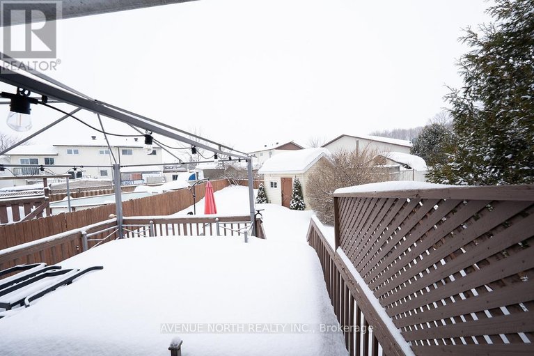 29413280/894-lise-crescent/town-of-rockland/clarence-rockland/ontario/K4K1G8_23