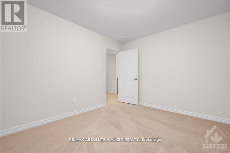 28242948/702-du-rivage-street/town-of-rockland/clarence-rockland/ontario/K4K0K1_22