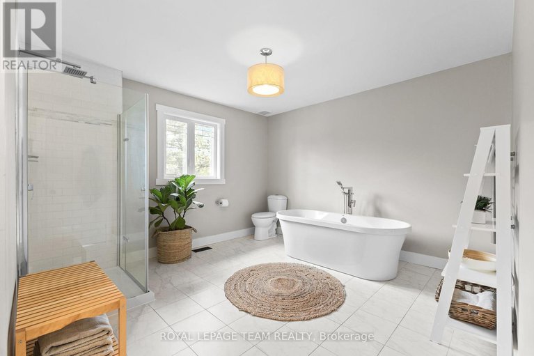 28585441/1108-lena-avenue/manotick-long-island-nicholls-island/ottawa/ontario/K4M1G2_32