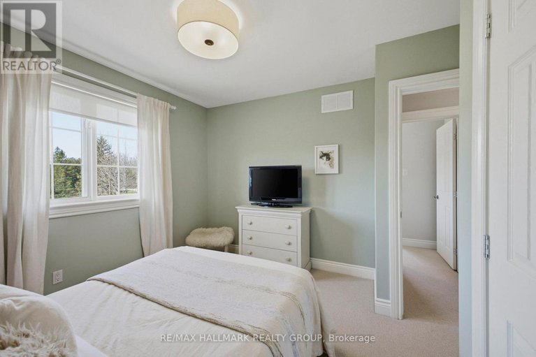 29659908/1518-monaghan-lane/rural-kanata-central/ottawa/ontario/K2W1B4_36