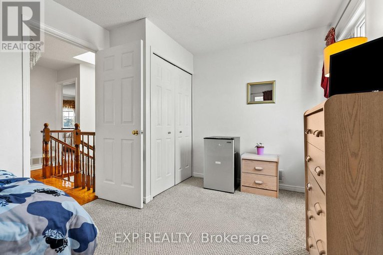 29397819/1424-progress-place/pineview/ottawa/ontario/K1B5M3_28