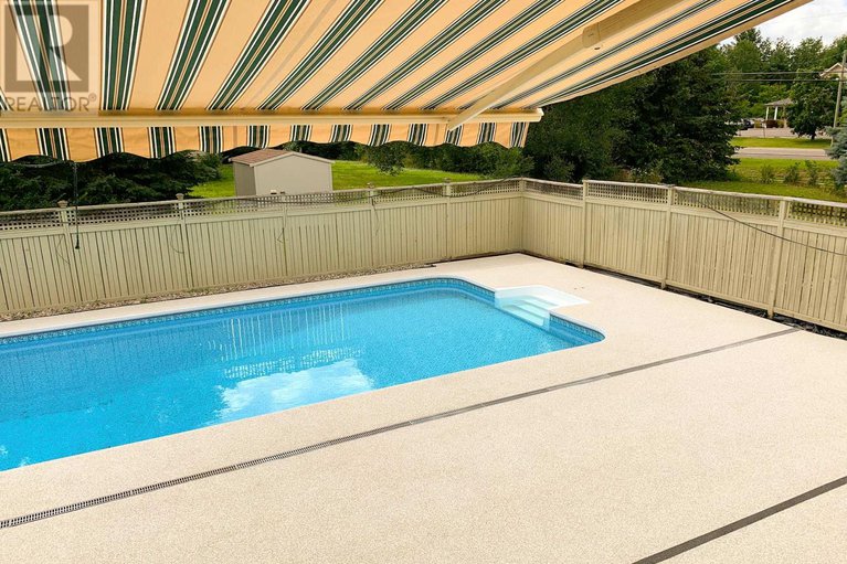 29196354/3229-wild-cherry-drive/osgoode/ottawa/ontario/K0A2W0_33