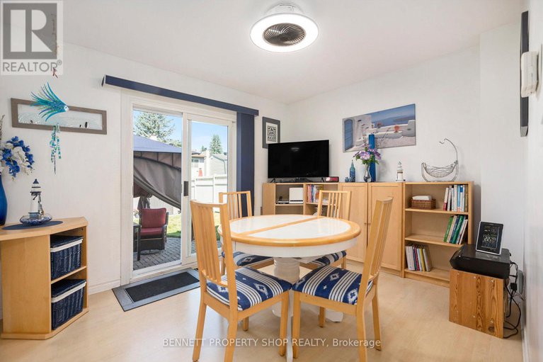 28778645/846-borland-drive/chatelaine-village/ottawa/ontario/K1E1X5_10