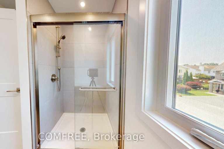 28632465/6584-windsong-avenue/orleanssunridge/ottawa/ontario/K1C6M9_30