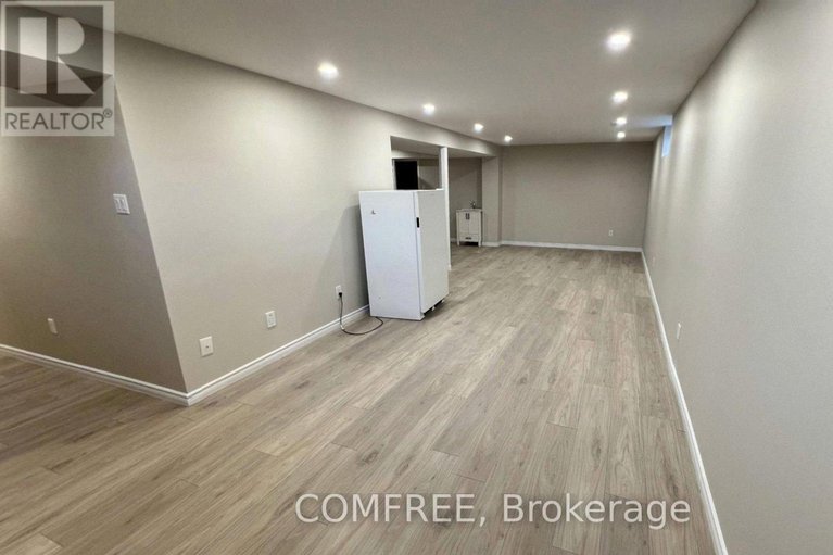 29581815/1320-notting-hill-avenue/ellwood/ottawa/ontario/K1V6T4_33