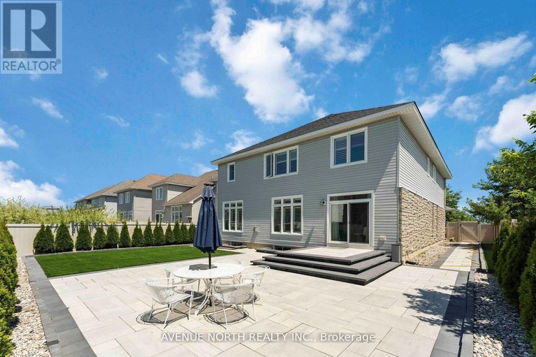 29629892/714-bunchberry-way/blossom-parkkemp-parkfindlay-creek/ottawa/ontario/K1T0J8_44