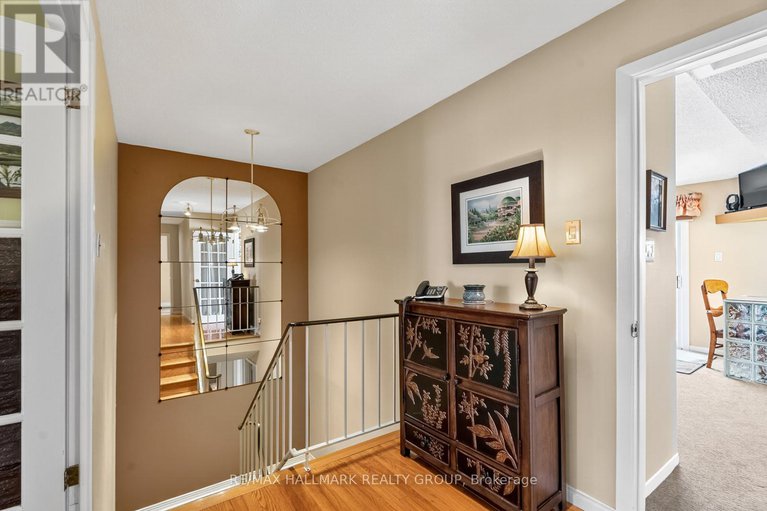 28966380/1816-applegrove-court/beacon-hill-south/ottawa/ontario/K1J6S5_38