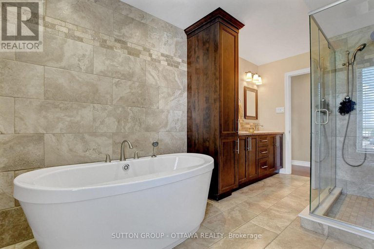 28494300/1887-champlain-street/clarencerockland-twp/clarence-rockland/ontario/K0A1N0_30