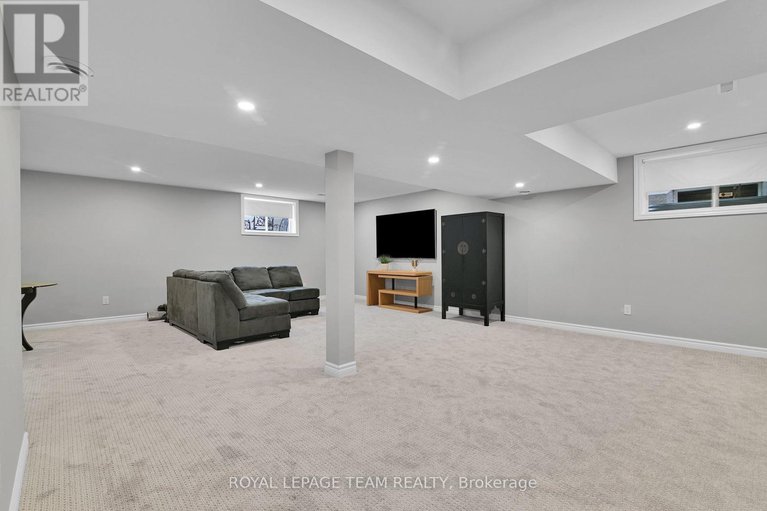 29330580/743-brian-good-avenue/riverside-southgloucester-glen/ottawa/ontario/K4M0E3_34