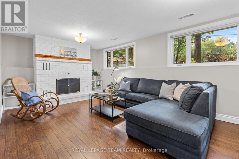 28906375/126-constance-bay-road/constance-bay/ottawa/ontario/K0A3M0_30