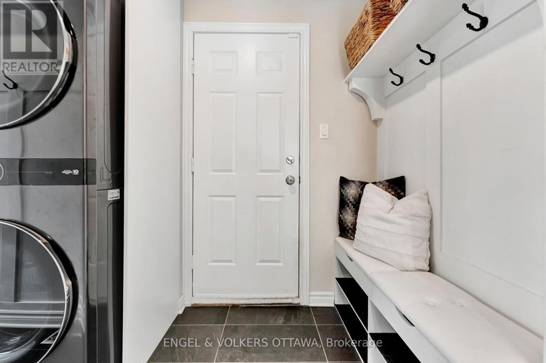 28838272/14-belton-avenue/stittsville-central/ottawa/ontario/K2S1G7_26