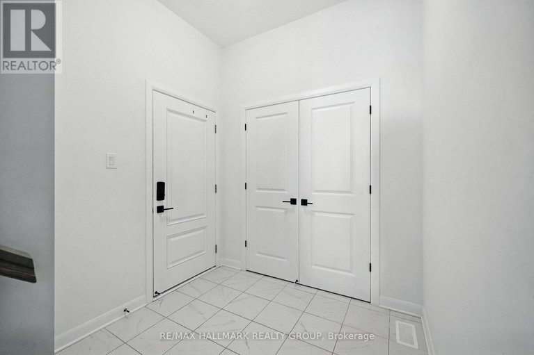 28632471/547-anchor-circle/mahogany-community/ottawa/ontario/K4M0N4_17