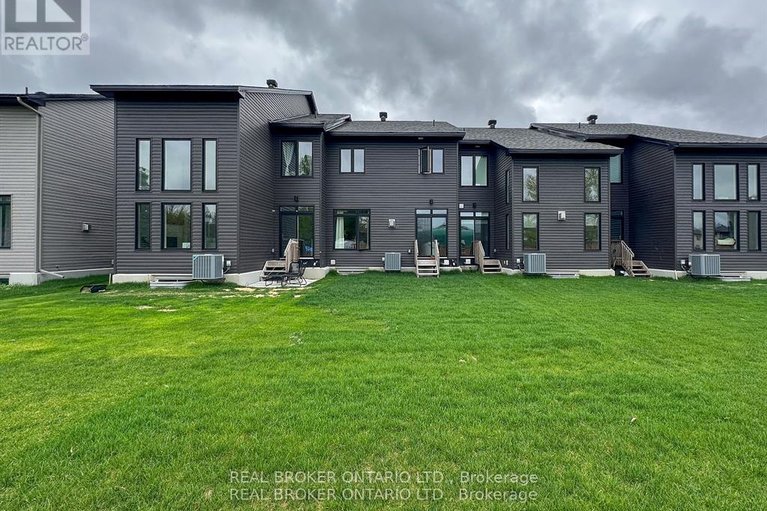 29518689/213-bristol-crescent/kemptville/north-grenville/ontario/K0G1J0_48