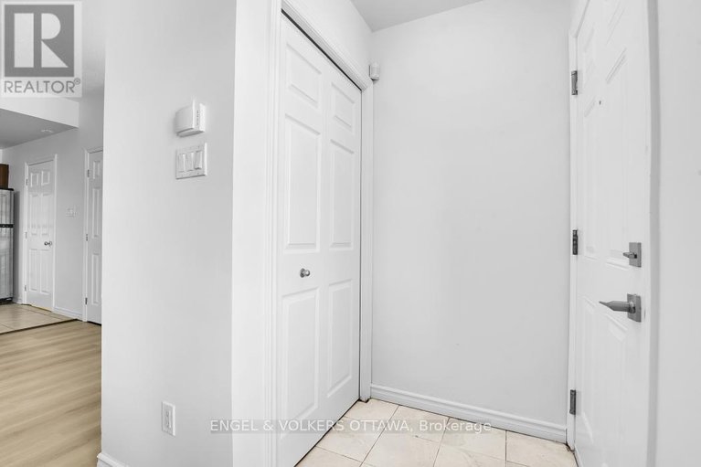 29579180/5-165-waterbridge-drive/barrhaven-east/ottawa/ontario/K2G7G3_2