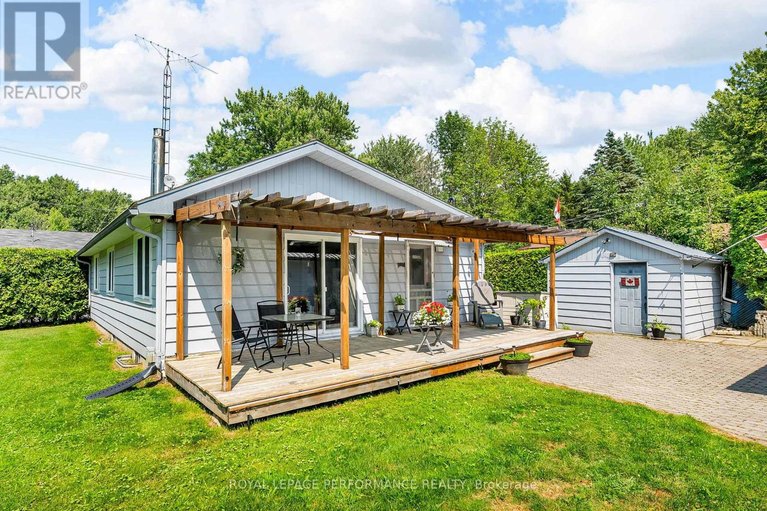 29390221/21052-birch-avenue/south-glengarry-lancaster-twp/south-glengarry/ontario/K0C1N0_4