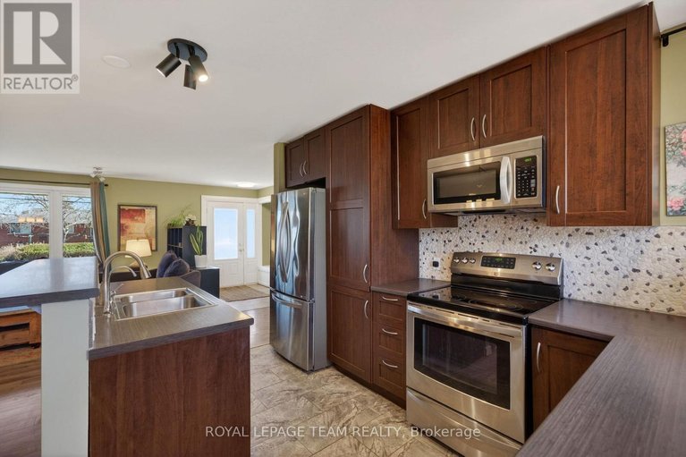 29630491/105-fortune-street/richmond/ottawa/ontario/K0A2Z0_15