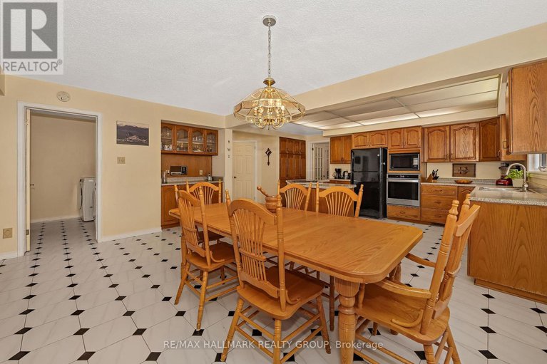 29325453/4-elderwood-trail/stittsville-central/ottawa/ontario/K2S1C9_23