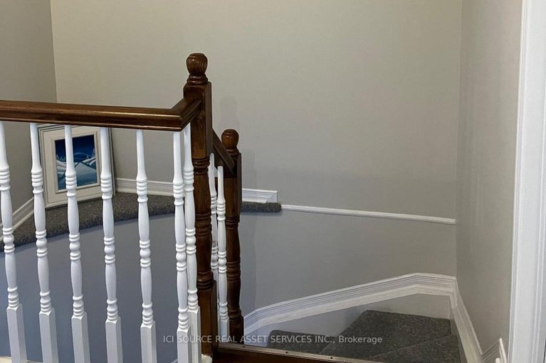 29406144/1493-lynx-crescent/fallingbrookpineridge/ottawa/ontario/K4A3Y9_19