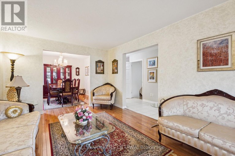 28798692/2213-noblewood-way/orleans-village/ottawa/ontario/K1W1E7_11